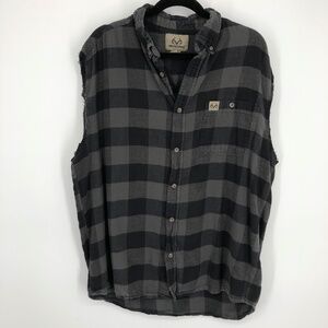 Realtree Mens Muscle Shirt Button Up Size XL Gray Black Plaid Flannel Pocket